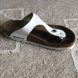 Birkenstock Gizeh Women’s White Leather Thong Sandals Size 37